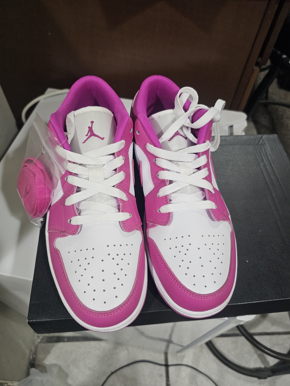 Nike Women's White & Hot Pink Low-Top Sneakers
